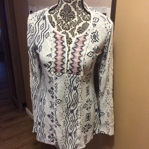 Boho inspired Maurice long sleeve top